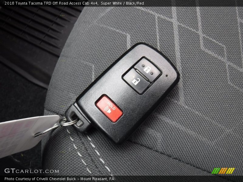 Super White / Black/Red 2018 Toyota Tacoma TRD Off Road Access Cab 4x4