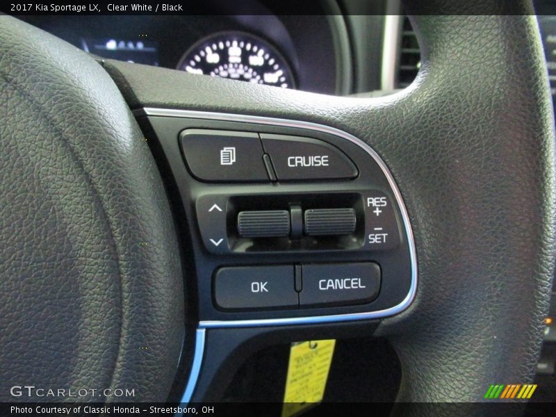 Clear White / Black 2017 Kia Sportage LX