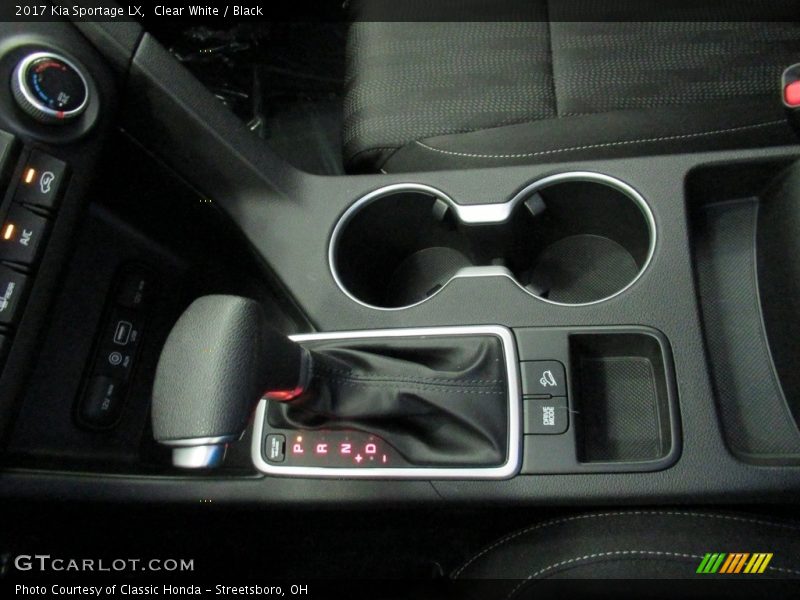 Clear White / Black 2017 Kia Sportage LX