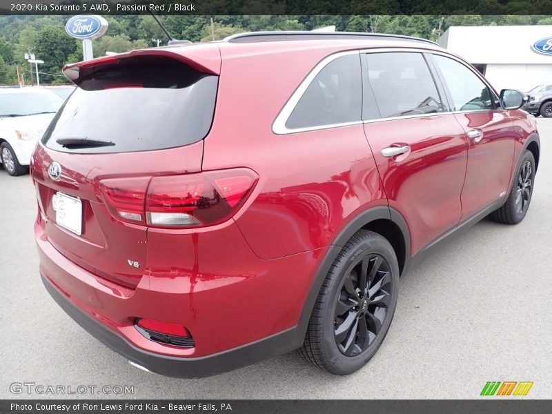 Passion Red / Black 2020 Kia Sorento S AWD