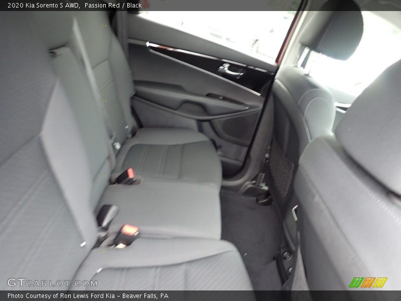 Passion Red / Black 2020 Kia Sorento S AWD