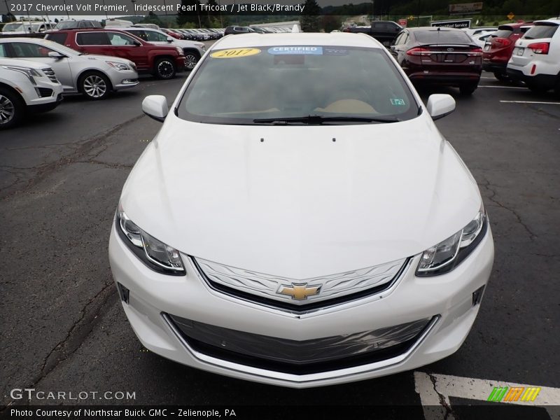 Iridescent Pearl Tricoat / Jet Black/Brandy 2017 Chevrolet Volt Premier