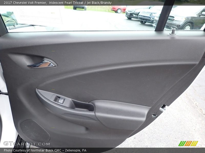 Iridescent Pearl Tricoat / Jet Black/Brandy 2017 Chevrolet Volt Premier