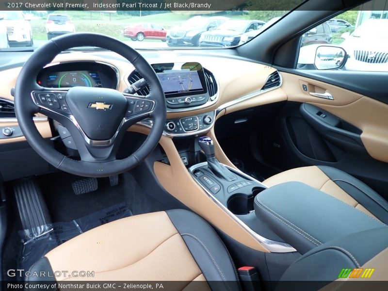 Iridescent Pearl Tricoat / Jet Black/Brandy 2017 Chevrolet Volt Premier