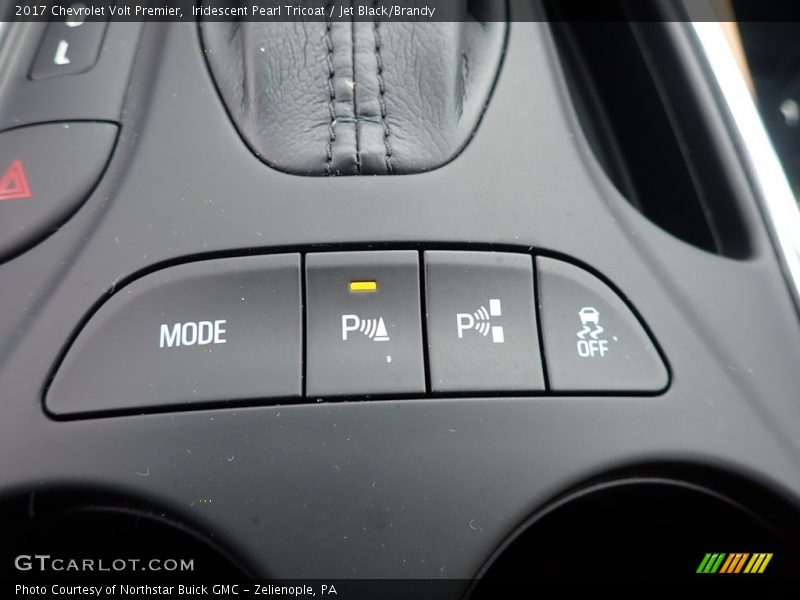 Iridescent Pearl Tricoat / Jet Black/Brandy 2017 Chevrolet Volt Premier