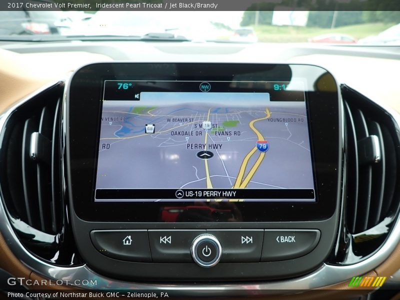 Iridescent Pearl Tricoat / Jet Black/Brandy 2017 Chevrolet Volt Premier