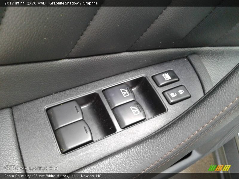 Door Panel of 2017 QX70 AWD