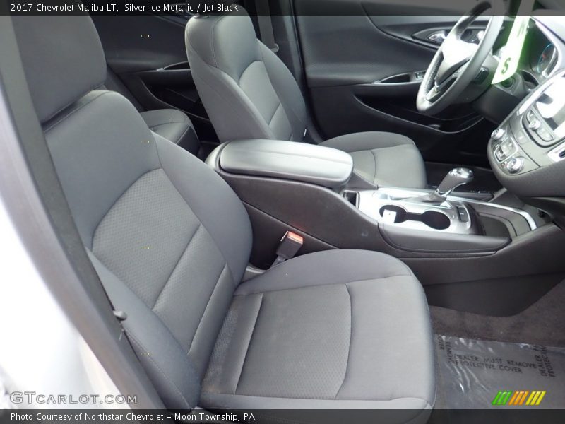 Silver Ice Metallic / Jet Black 2017 Chevrolet Malibu LT