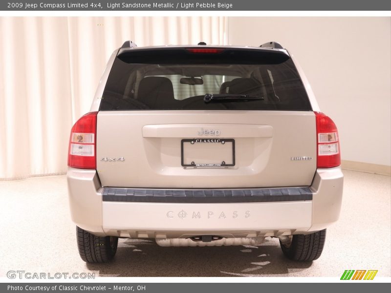 Light Sandstone Metallic / Light Pebble Beige 2009 Jeep Compass Limited 4x4