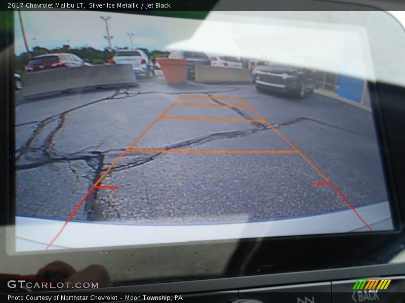 Silver Ice Metallic / Jet Black 2017 Chevrolet Malibu LT