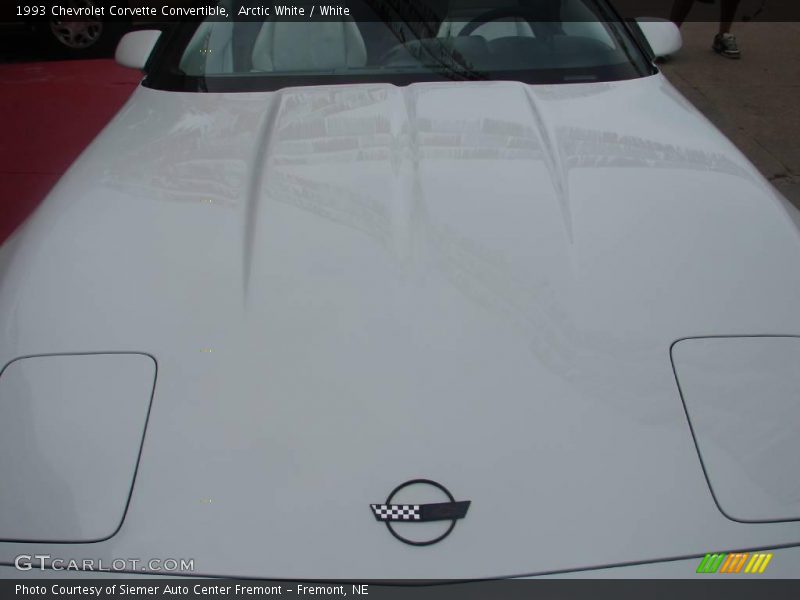 Arctic White / White 1993 Chevrolet Corvette Convertible