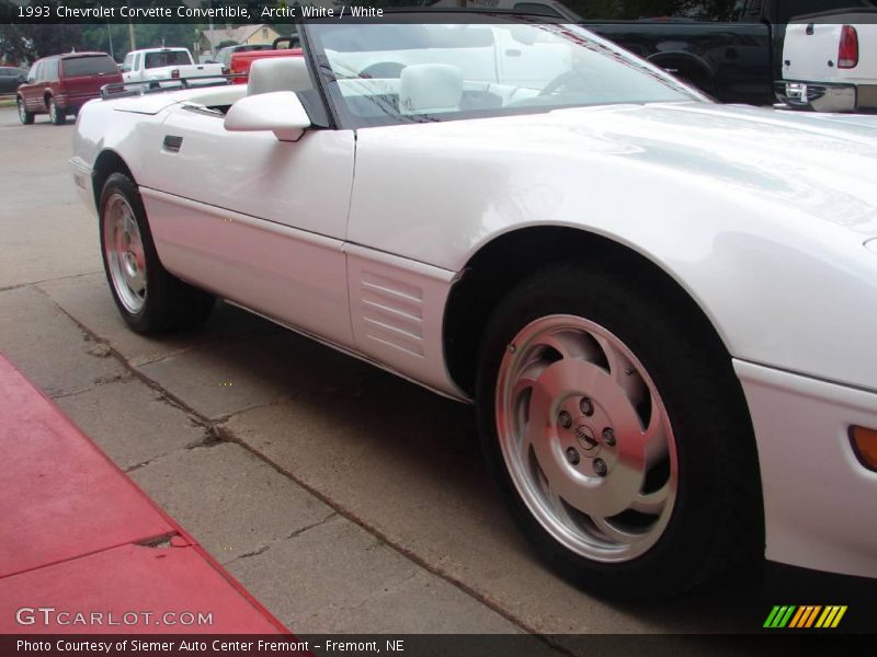 Arctic White / White 1993 Chevrolet Corvette Convertible