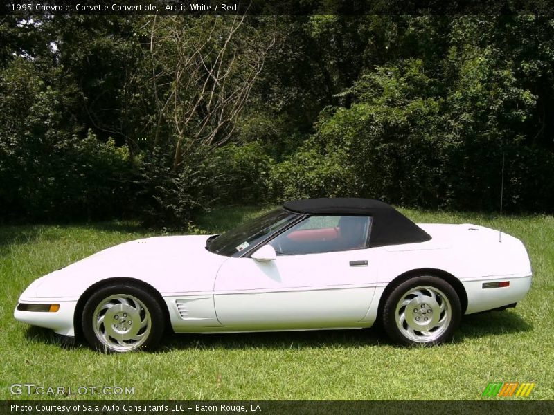 Arctic White / Red 1995 Chevrolet Corvette Convertible