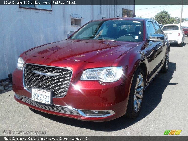 Velvet Red Pearl / Black 2019 Chrysler 300 Limited