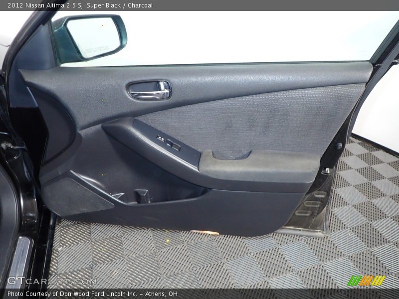 Super Black / Charcoal 2012 Nissan Altima 2.5 S