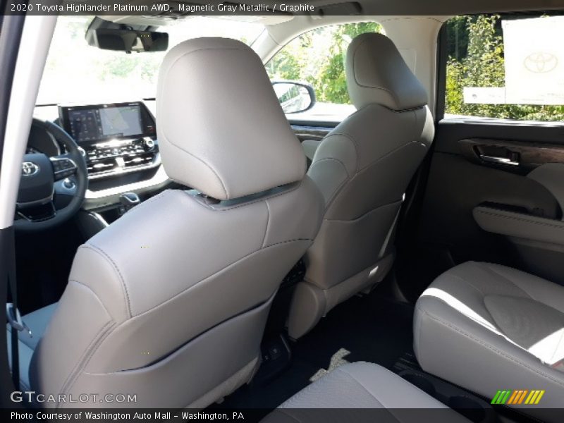 Magnetic Gray Metallic / Graphite 2020 Toyota Highlander Platinum AWD