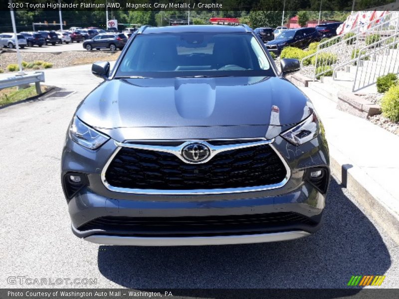 Magnetic Gray Metallic / Graphite 2020 Toyota Highlander Platinum AWD