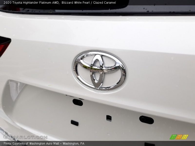 Blizzard White Pearl / Glazed Caramel 2020 Toyota Highlander Platinum AWD