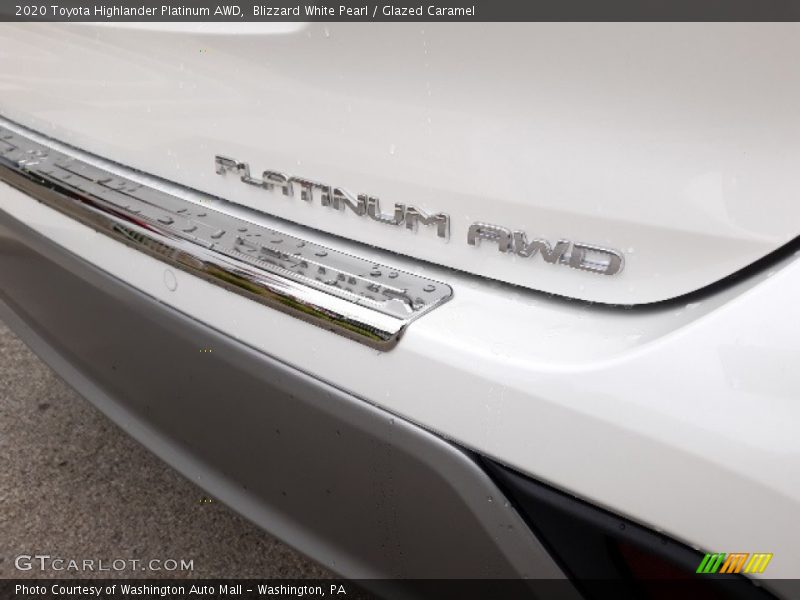 Blizzard White Pearl / Glazed Caramel 2020 Toyota Highlander Platinum AWD