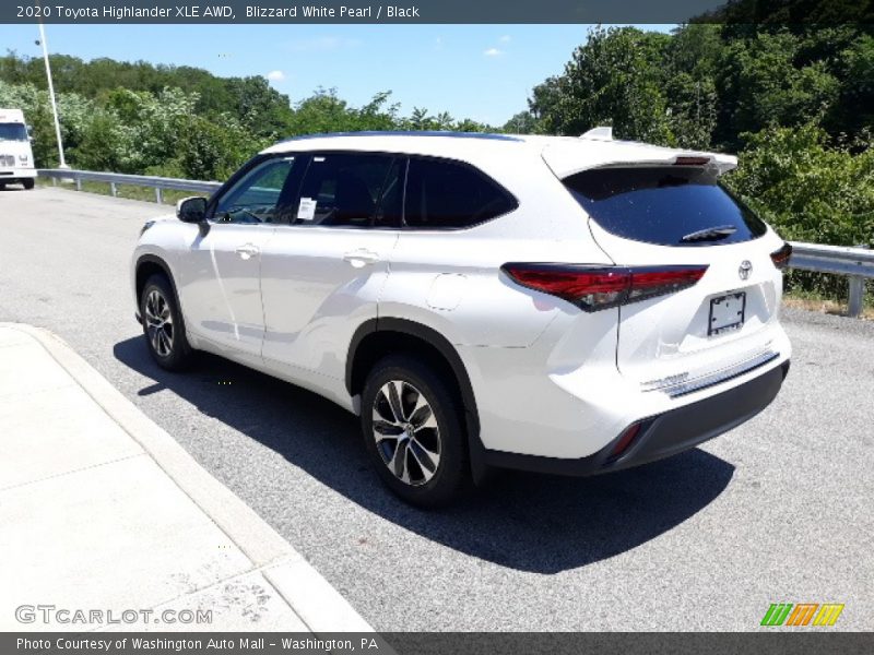 Blizzard White Pearl / Black 2020 Toyota Highlander XLE AWD