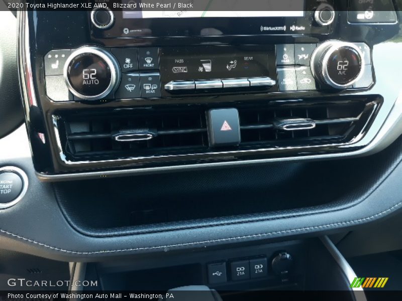 Blizzard White Pearl / Black 2020 Toyota Highlander XLE AWD