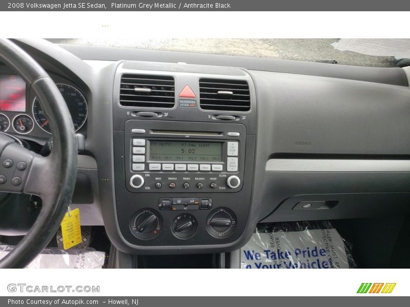 Platinum Grey Metallic / Anthracite Black 2008 Volkswagen Jetta SE Sedan