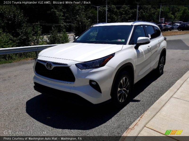 Blizzard White Pearl / Black 2020 Toyota Highlander XLE AWD