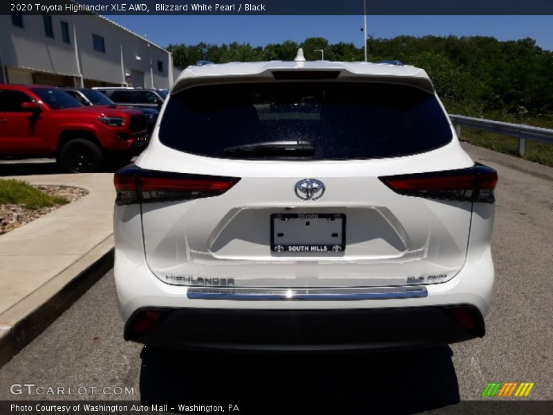 Blizzard White Pearl / Black 2020 Toyota Highlander XLE AWD