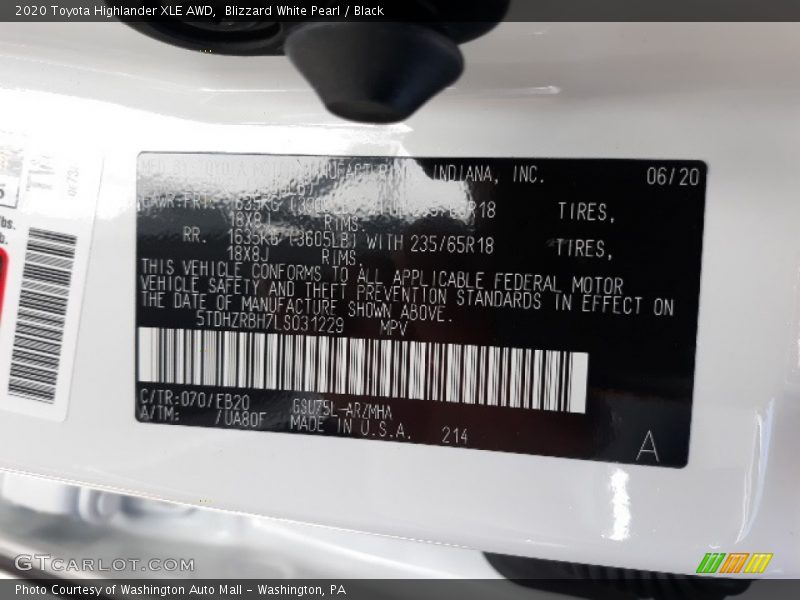 Blizzard White Pearl / Black 2020 Toyota Highlander XLE AWD