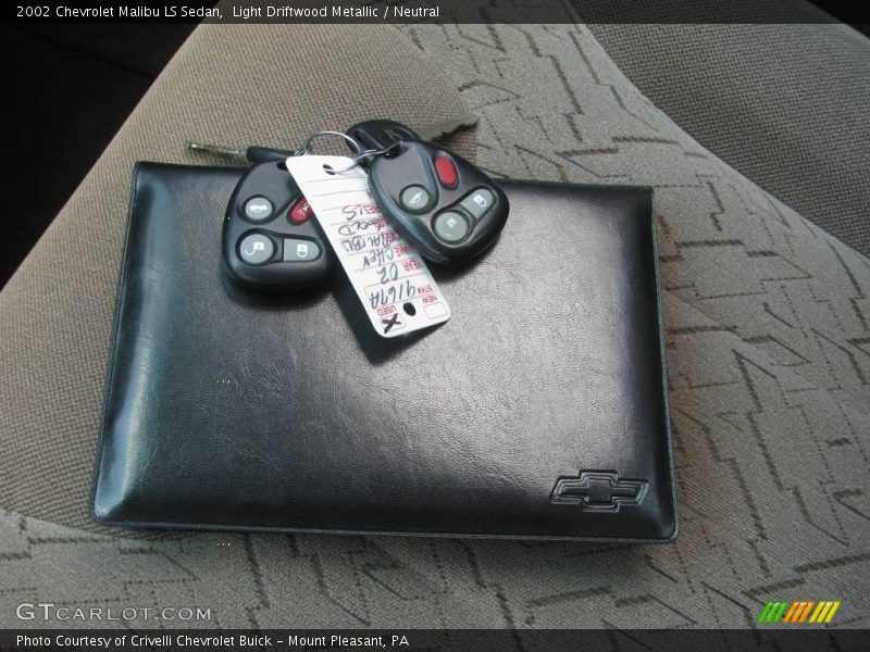 Light Driftwood Metallic / Neutral 2002 Chevrolet Malibu LS Sedan