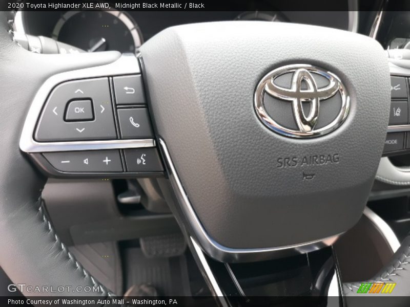 Midnight Black Metallic / Black 2020 Toyota Highlander XLE AWD