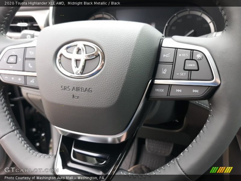 Midnight Black Metallic / Black 2020 Toyota Highlander XLE AWD