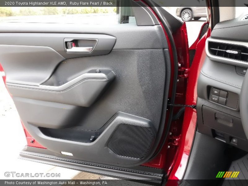 Ruby Flare Pearl / Black 2020 Toyota Highlander XLE AWD