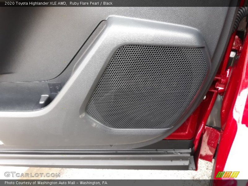 Ruby Flare Pearl / Black 2020 Toyota Highlander XLE AWD