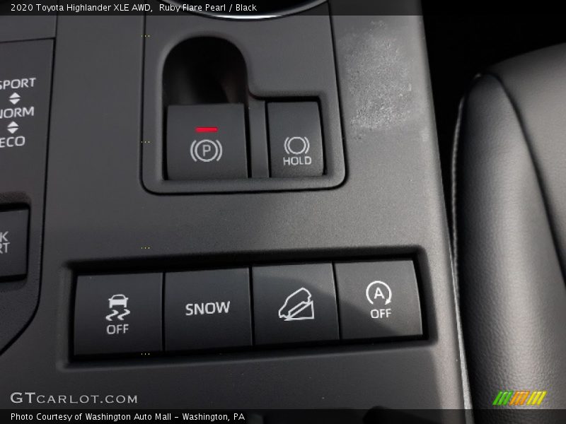 Ruby Flare Pearl / Black 2020 Toyota Highlander XLE AWD