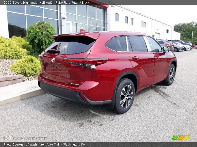 Ruby Flare Pearl / Black 2020 Toyota Highlander XLE AWD