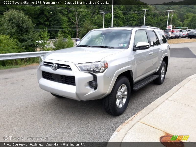 Classic Silver Metallic / Graphite 2020 Toyota 4Runner SR5 Premium 4x4