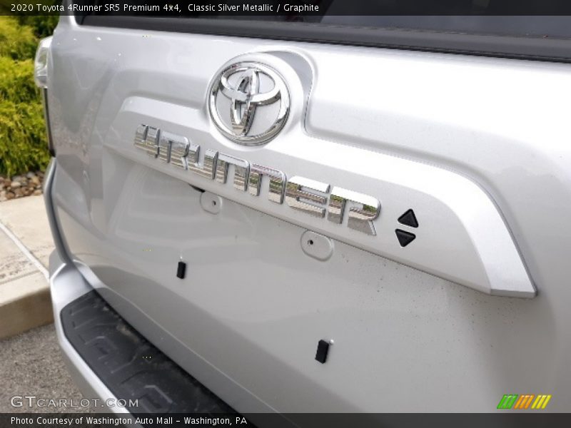 Classic Silver Metallic / Graphite 2020 Toyota 4Runner SR5 Premium 4x4