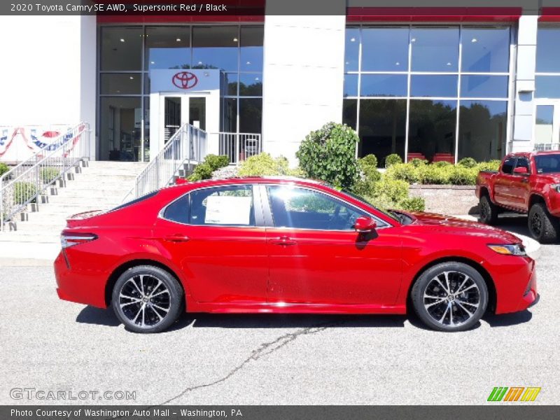  2020 Camry SE AWD Supersonic Red