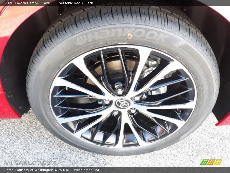  2020 Camry SE AWD Wheel