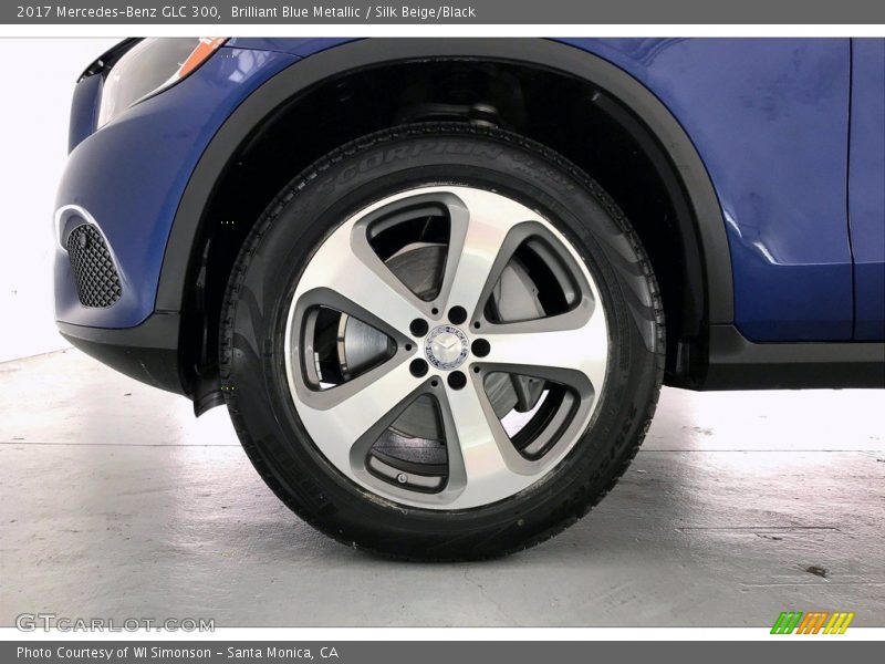 Brilliant Blue Metallic / Silk Beige/Black 2017 Mercedes-Benz GLC 300
