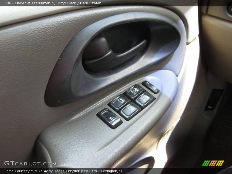 Onyx Black / Dark Pewter 2002 Chevrolet TrailBlazer LS