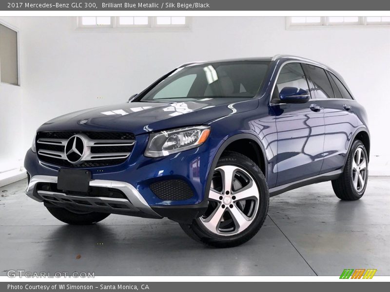 Brilliant Blue Metallic / Silk Beige/Black 2017 Mercedes-Benz GLC 300