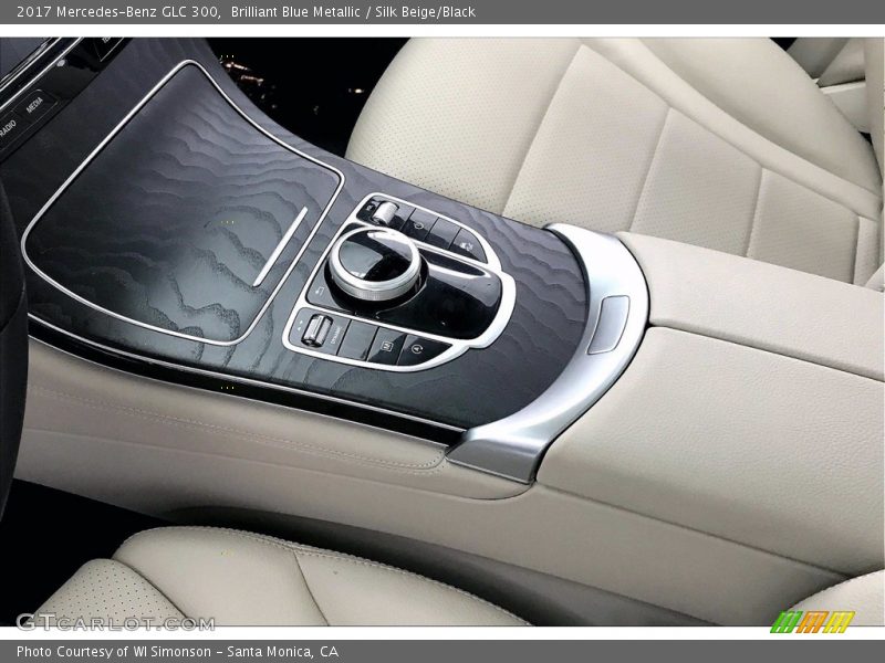Brilliant Blue Metallic / Silk Beige/Black 2017 Mercedes-Benz GLC 300