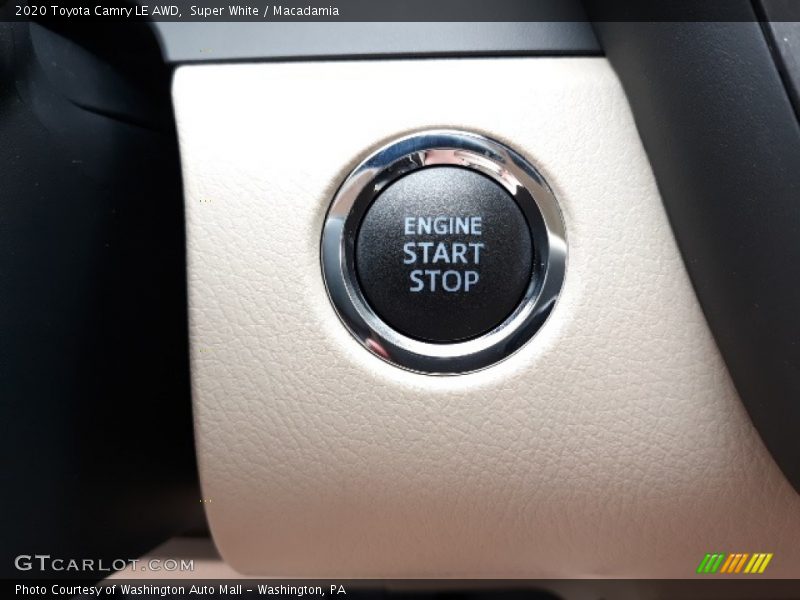 Super White / Macadamia 2020 Toyota Camry LE AWD