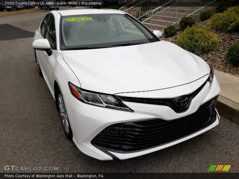 Super White / Macadamia 2020 Toyota Camry LE AWD