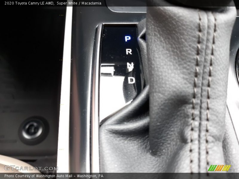 Super White / Macadamia 2020 Toyota Camry LE AWD