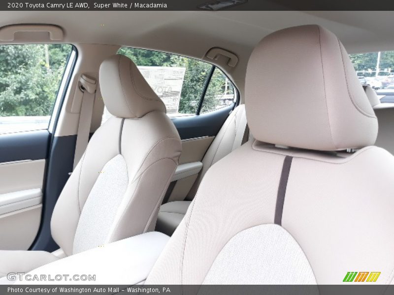 Super White / Macadamia 2020 Toyota Camry LE AWD