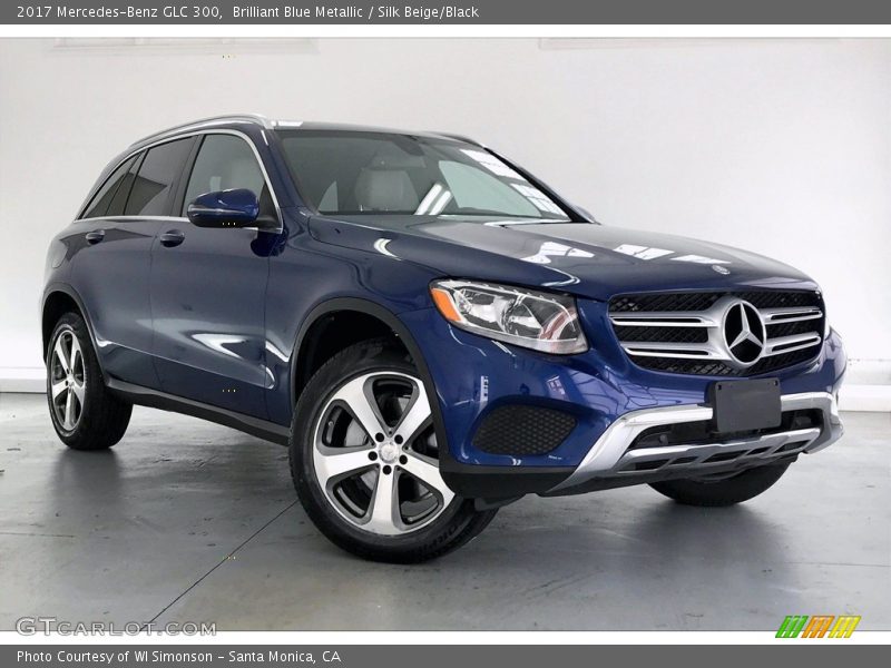 Brilliant Blue Metallic / Silk Beige/Black 2017 Mercedes-Benz GLC 300