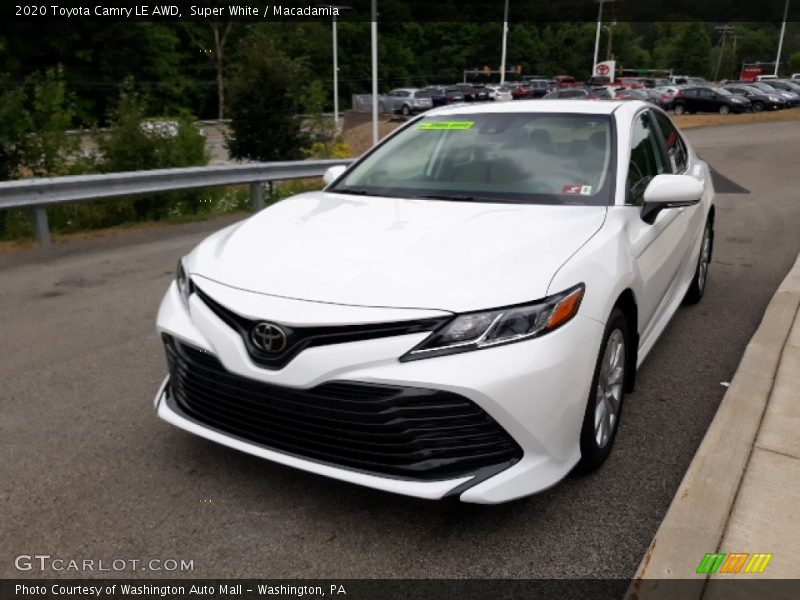 Super White / Macadamia 2020 Toyota Camry LE AWD